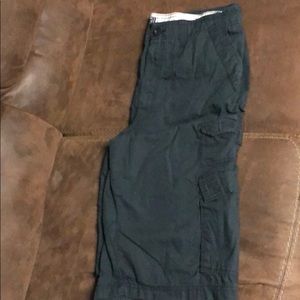 Gently used mens company 81 cargo shorts